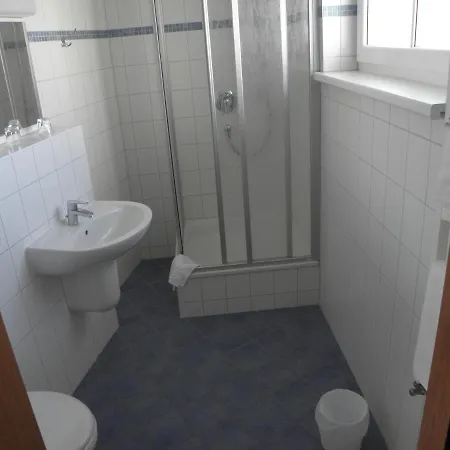 Breeger-bodden Affittacamere 3*